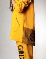 Заредете изображение във визуализатора на галерията – CAUSTIC Hoodie
